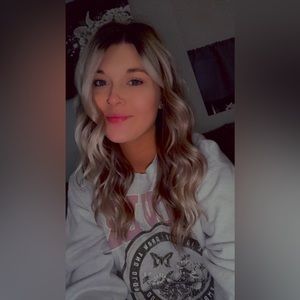 Meet your Posher, Brittani